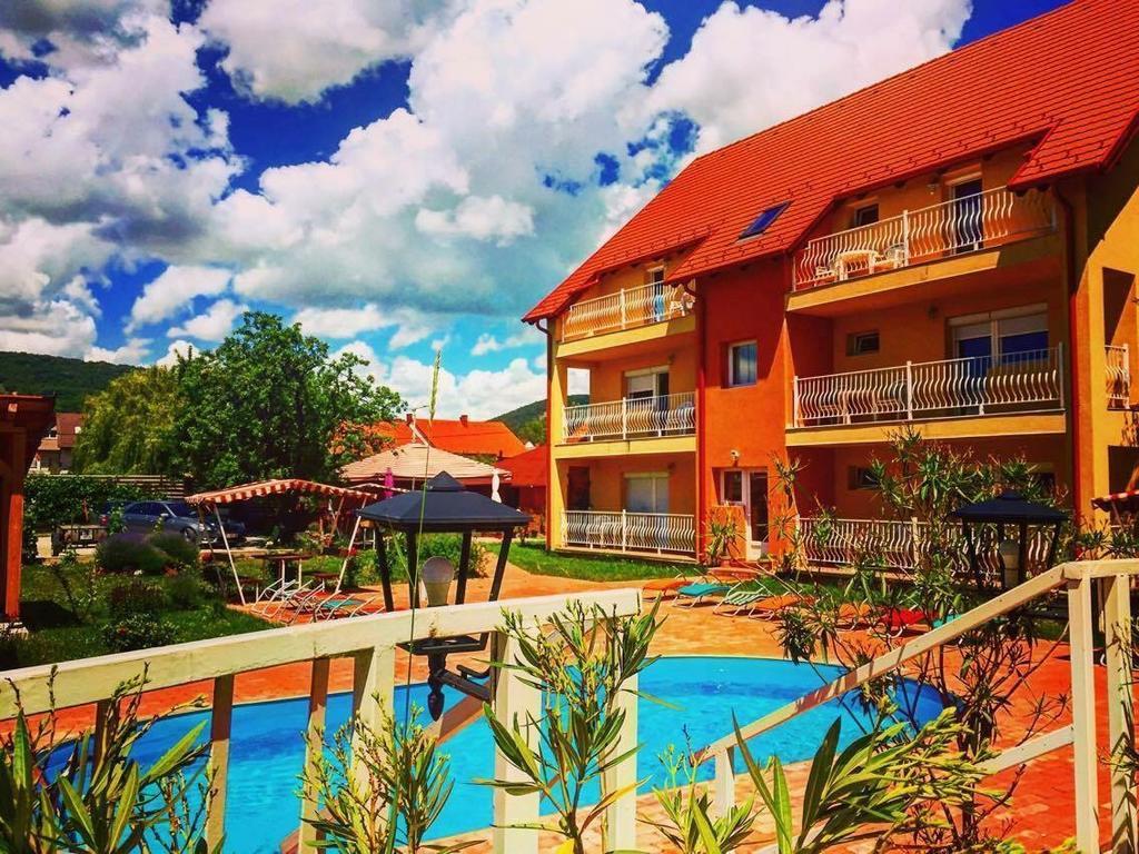 Bed and Breakfast Andrea Pansio Balatonfüred Exterior foto